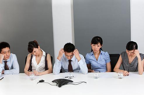 公關公司的媒介人員為誰做事？